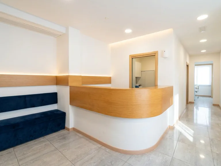 Dentista a Montale: l'ingresso dello Studio Palandri Spinicci in Via Machiavelli a Pistoia