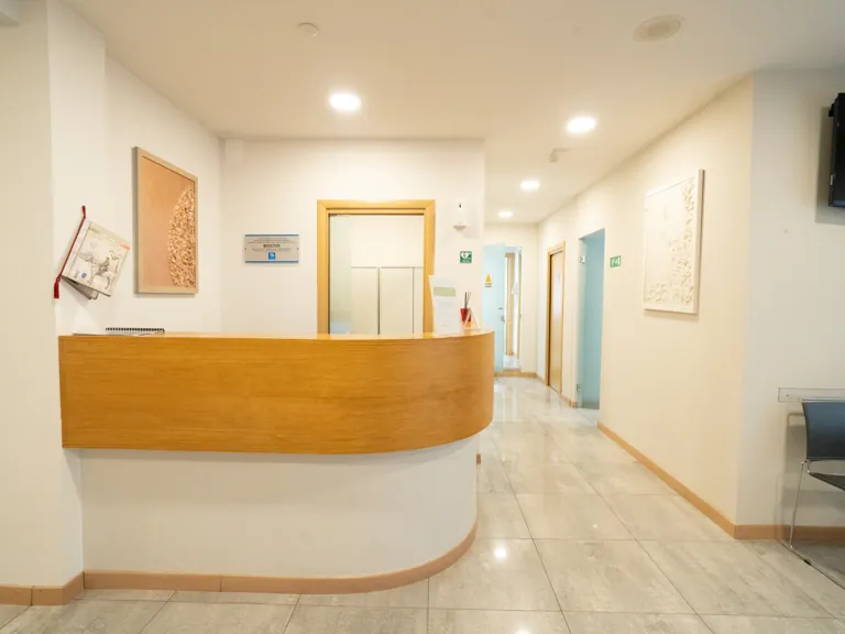 La sala d'attesa dello studio dentistico di Pistoia